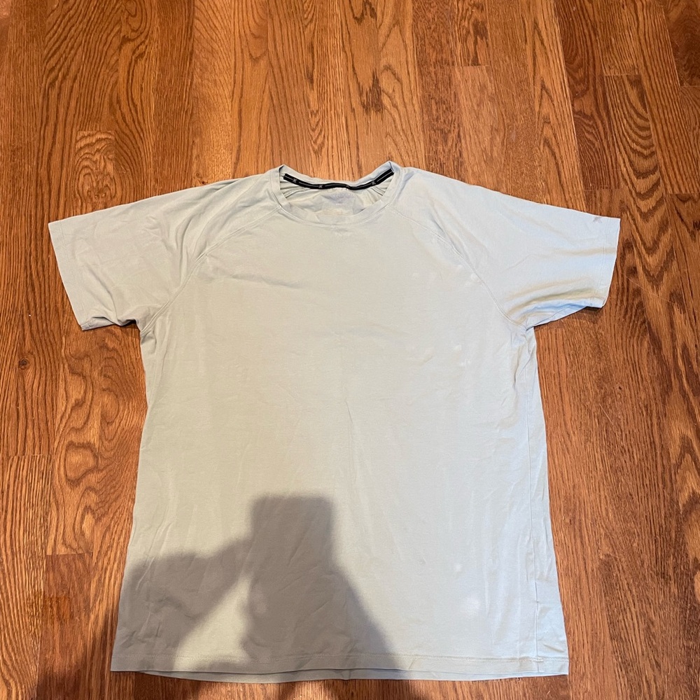 Athletic shirt